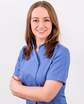 lek. dent. Agnieszka Halko-Gąsior , Lekarz dentysta, specjalista periodontologii | Numer PWZ: 2898610
