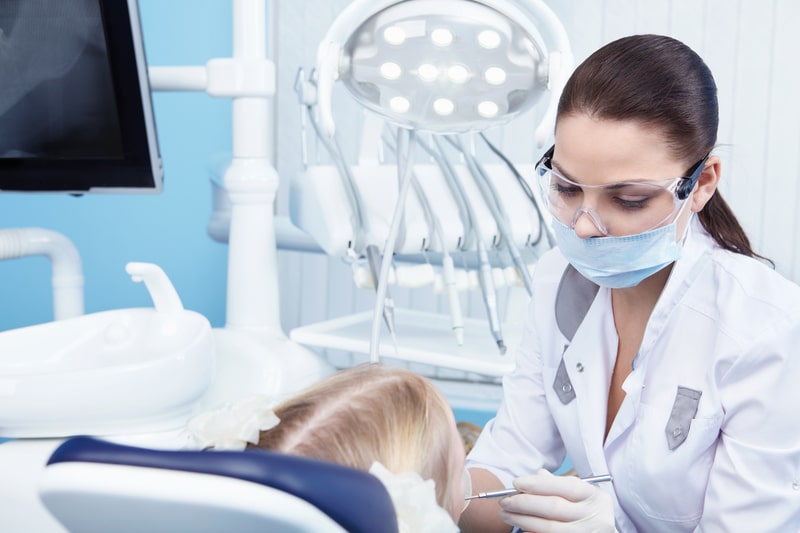 salon dentystyczny w Polsce - Klinika Implantis