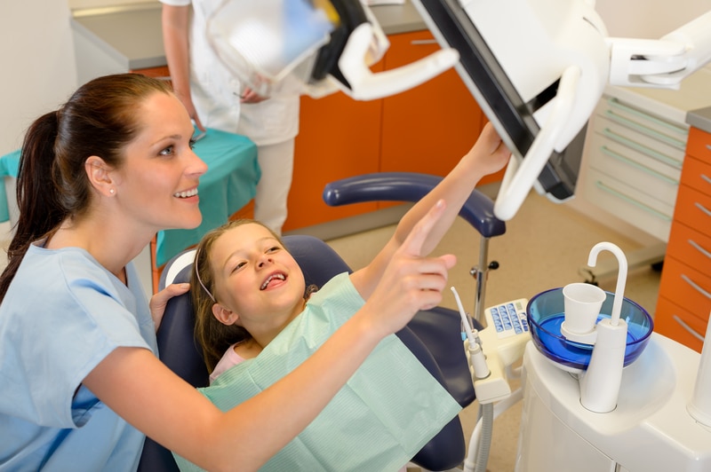 Stomatologia dziecięca w Krakowie - Klinika Implantis