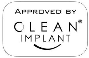 Logo Clean Implant, tylko implanty z superczystą powierzchnią są wszczepiane w Implantis, co potwierdzają swym autorytetem : lek. dent. A. Heflich-Sala (PWZ: 1487718), lek. dent. T. Bobek (PWZ: 1304071), lek. dent. T. Marecik (PWZ: 3398162), lek. dent. K. Wójcik (PWZ: 2646668), lek. stom. E. Czernilewska (PWZ: 2890945), lek. dent. M. Koralewicz (PWZ: 2954935)